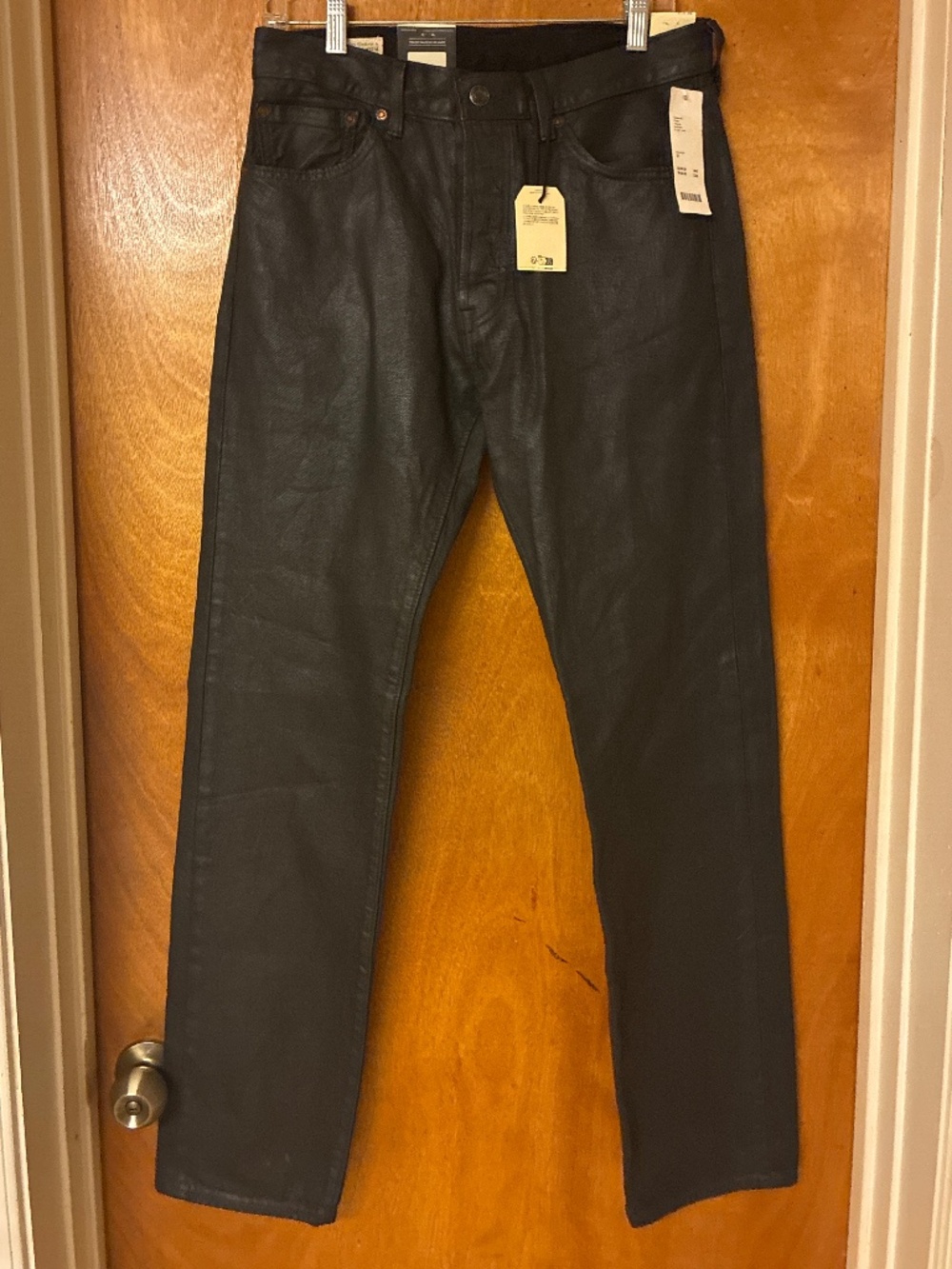 Levi’s 501 ‘ 54 Waxed Coated NWT 100% cotton Button Front Black Jeans unisex